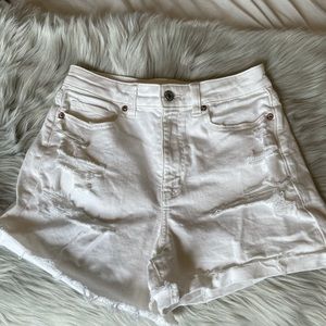 AMERICAN EAGLE MOM SHORT